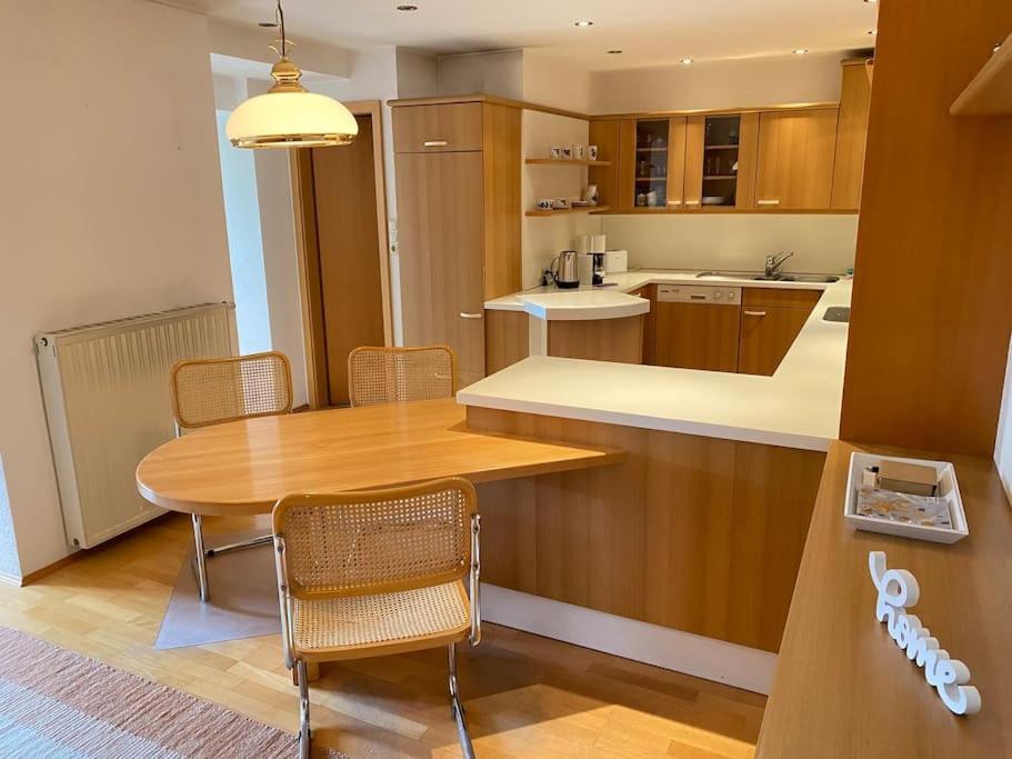 Zentrale Wohnung Gmunden Alte Baeckerei Екстер'єр фото