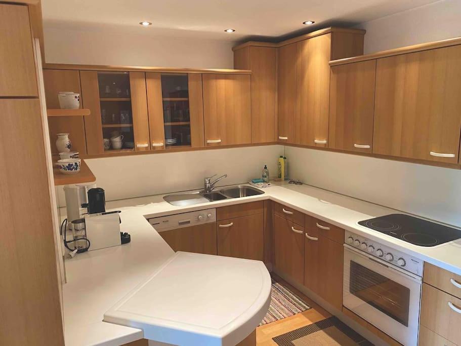 Zentrale Wohnung Gmunden Alte Baeckerei Екстер'єр фото